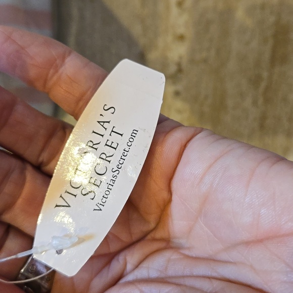 NWT Victoria's Secret Pink/White Striped Vinyl Zipper Travel Case - Picture 8 of 10